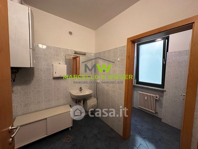 Ufficio in commerciale in Via Johann Kravogl 31