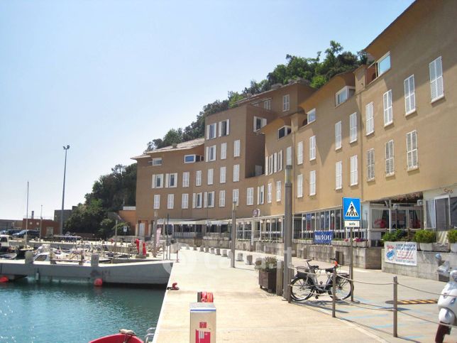 Appartamento in residenziale in Via del Porto 2