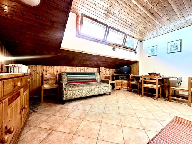 Appartamento in residenziale in Via del Colle