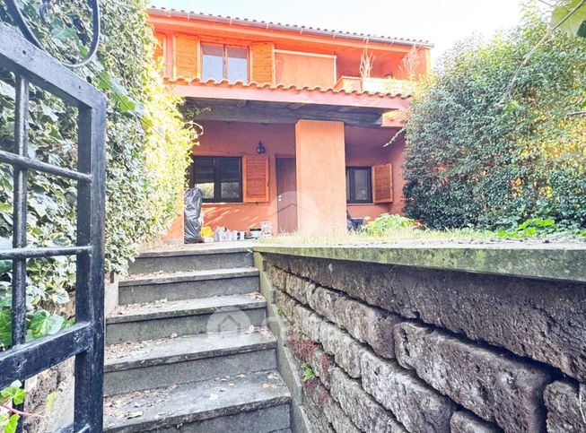 Villetta a schiera in residenziale in Via Benedetto Marcello 5