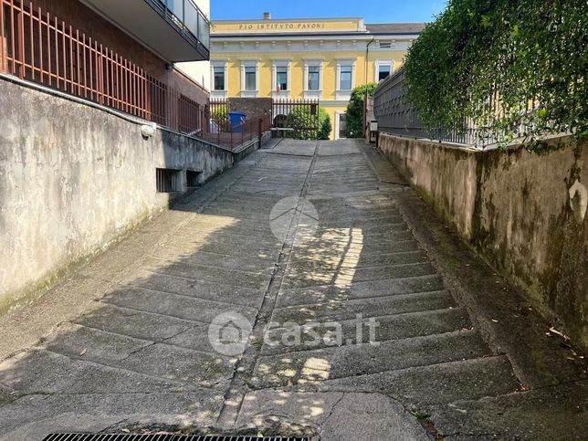 Garage/posto auto in residenziale in Via Nicostrato Castellini 2