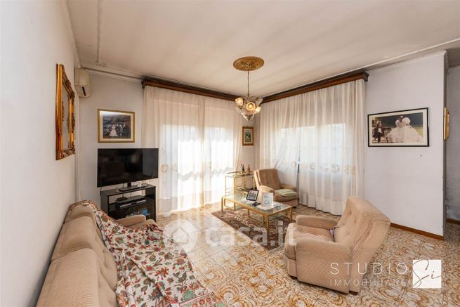Casa indipendente in residenziale in Via Pisa
