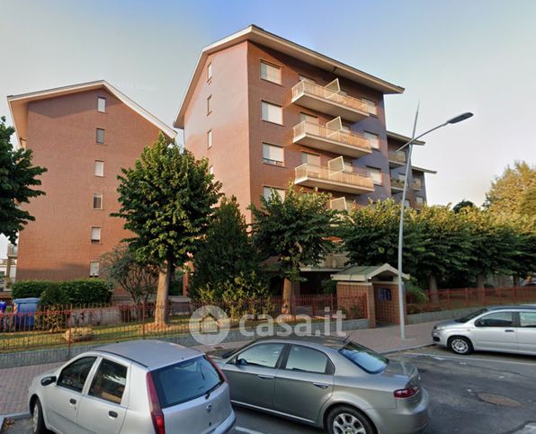 Appartamento in residenziale in Via Pastrengo 102