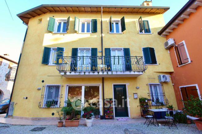 Appartamento in residenziale in Via Gabbiola 12