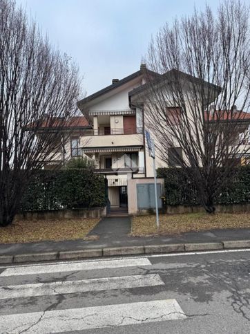 Appartamento in residenziale in Via Don G. Bollini 15