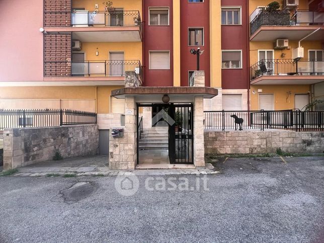 Appartamento in residenziale in Via Achille Grandi 40
