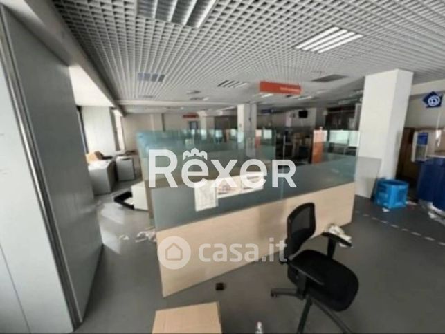 Ufficio in commerciale in Via Giuseppe Verdi