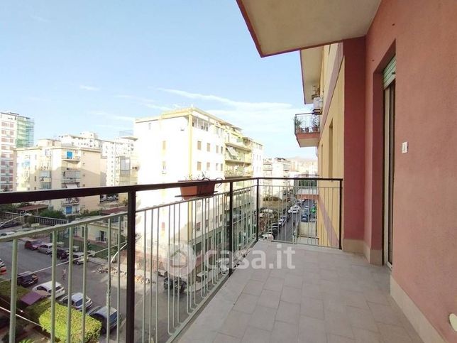 Appartamento in residenziale in Via Gaetano Amoroso 18