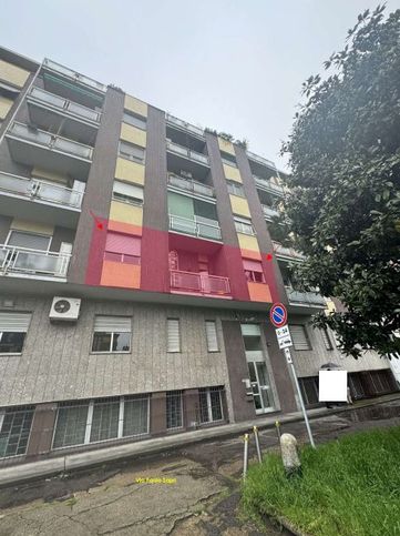 Appartamento in residenziale in Via Sapri 14