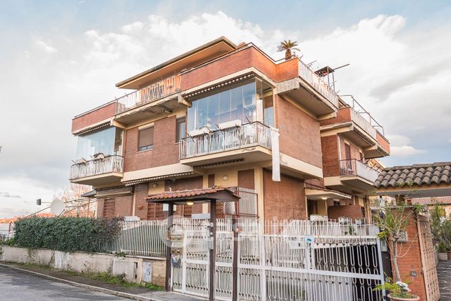 Appartamento in residenziale in Via Cerzeto