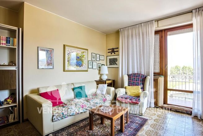 Appartamento in residenziale in Viale Dante Alighieri 24