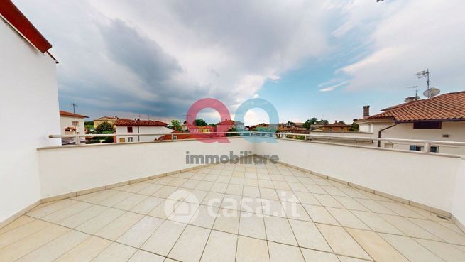 Appartamento in residenziale in Viale Trieste 140