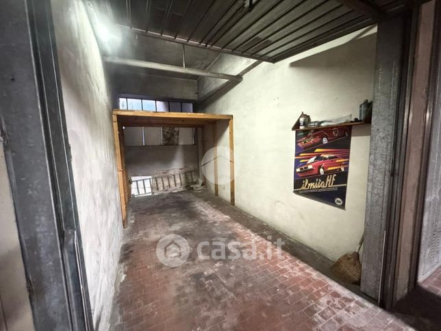 Garage/posto auto in residenziale in Via Cardinal Massaia 39