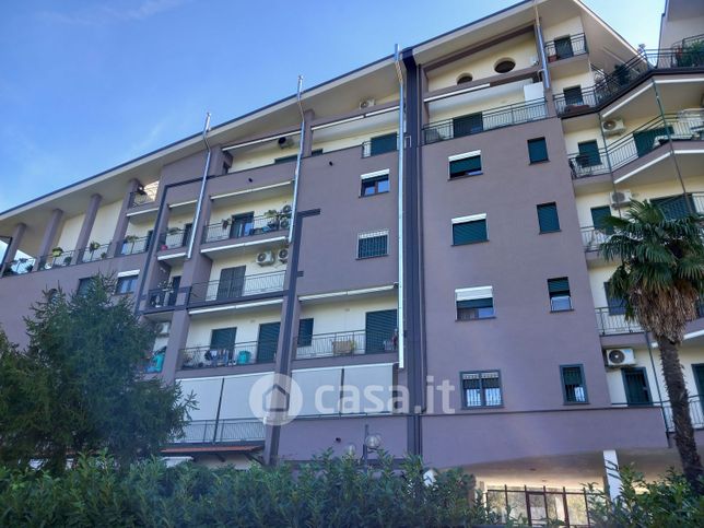 Appartamento in residenziale in Via Tedeschi 79