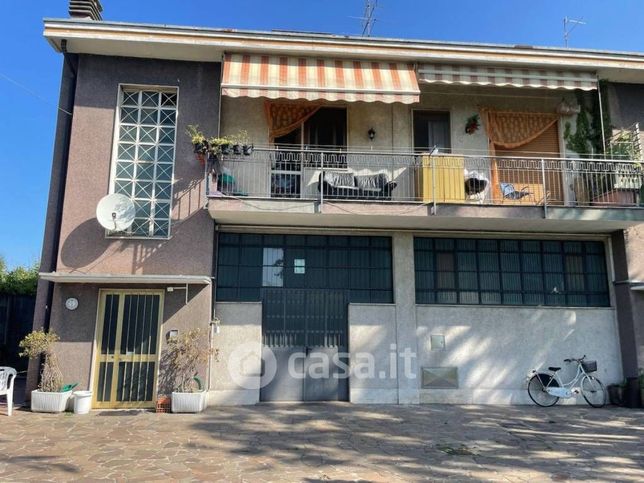 Appartamento in residenziale in Via E. Borgazzi 54