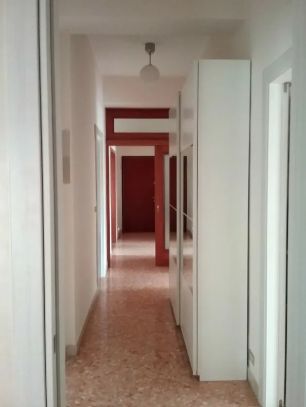 Appartamento in residenziale in Via Tommaso Grossi