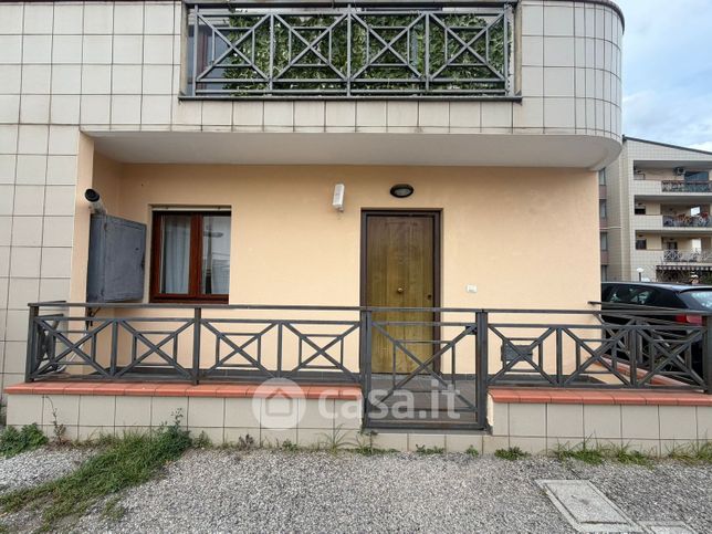 Appartamento in residenziale in Via Sibari