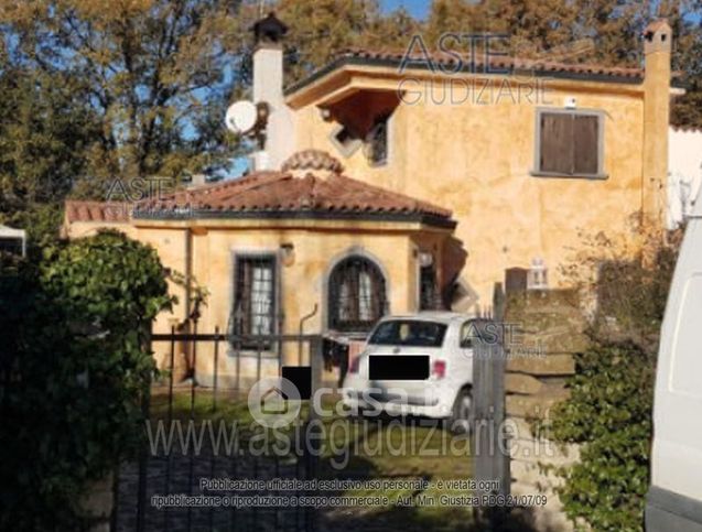 Villetta a schiera in residenziale in Via dei Tigli 13