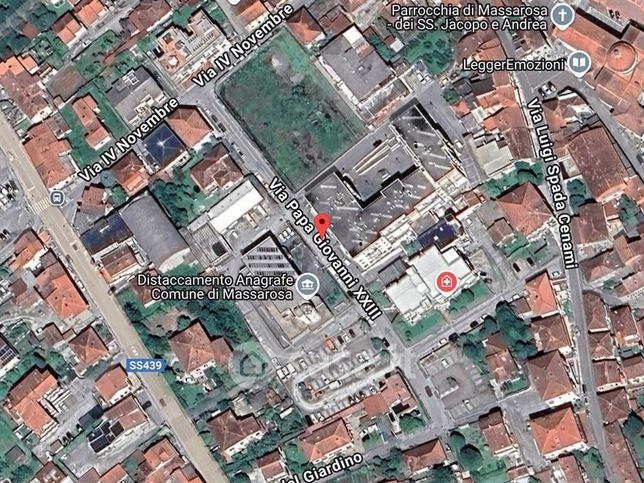 Ufficio in commerciale in Via Papa Giovanni XXIII