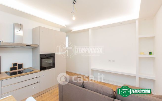 Appartamento in residenziale in Via Monte Nero 15