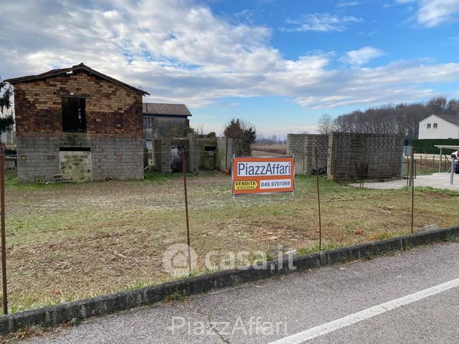 Terreno edificabile in residenziale in Via Fiumicello