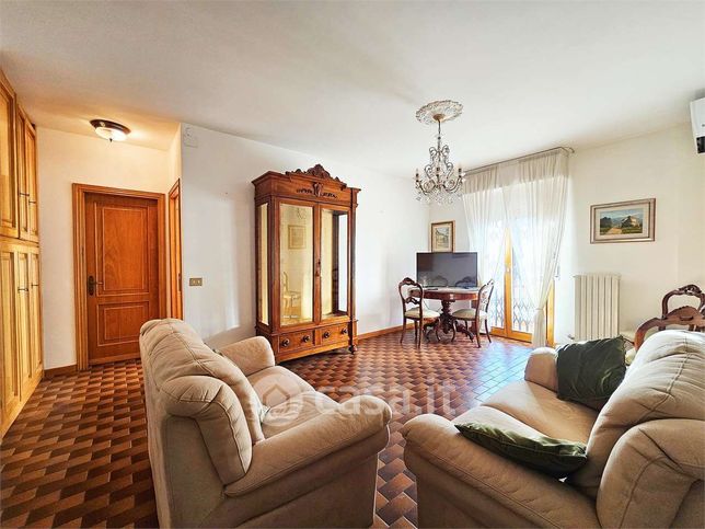 Appartamento in residenziale in Via Sicilia