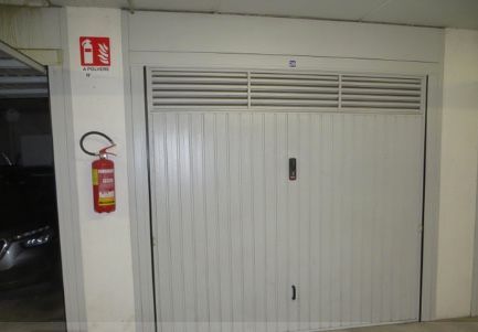 Garage/posto auto in residenziale in Riviera Giacomo Matteotti 281