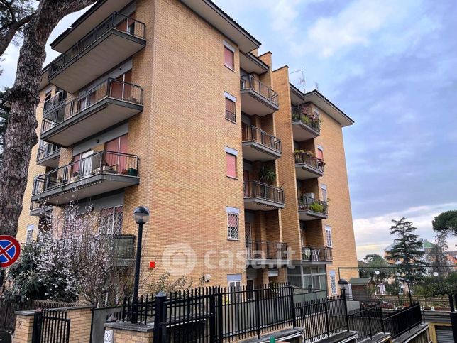 Appartamento in residenziale in Via Colle dei Pini 28