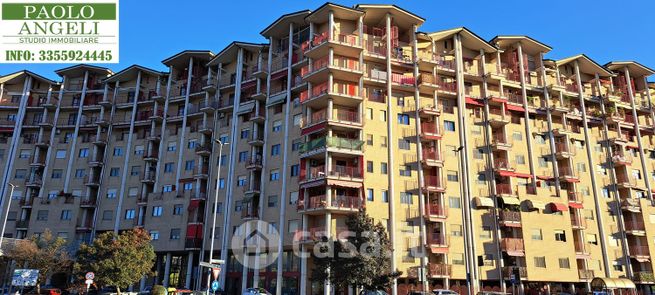 Appartamento in residenziale in Largo delle Alpi 11