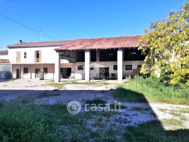 Rustico/casale in residenziale in Via Erculiani