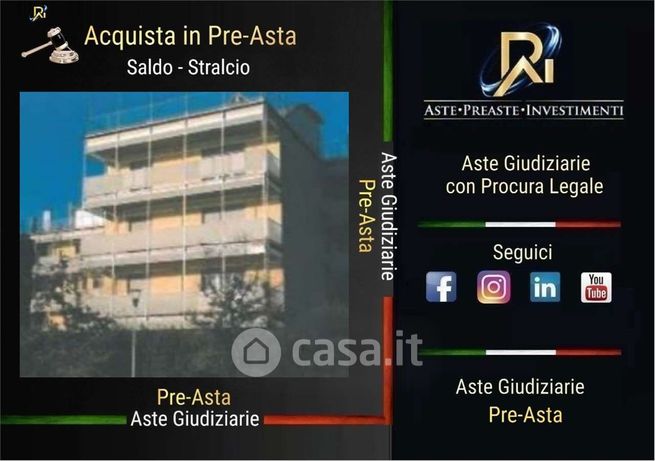 Appartamento in residenziale in Via per Grumello 10