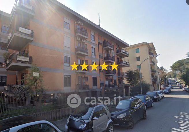 Appartamento in residenziale in Via Monte Croce