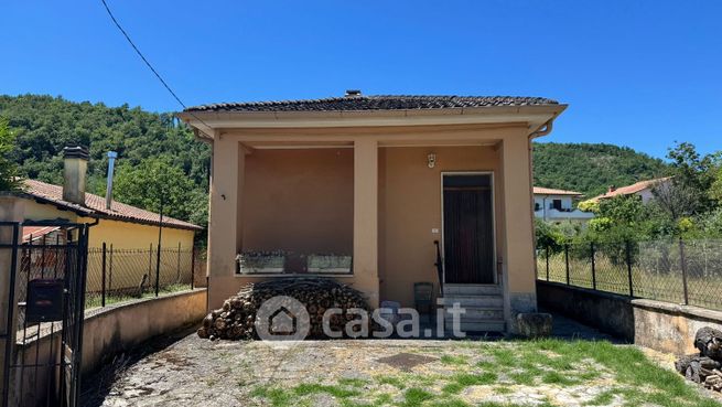Villa in residenziale in Via Valle Lupetta 14
