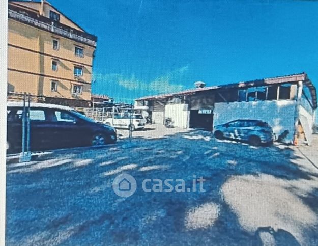 Capannone in commerciale in Via Comunale Guantai Ad Orsolone