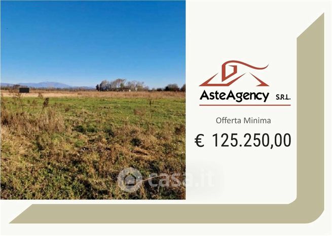 Terreno agricolo in commerciale in Via Campagnola