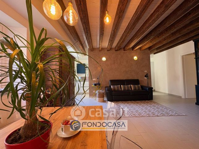 Appartamento in residenziale in Via Pia