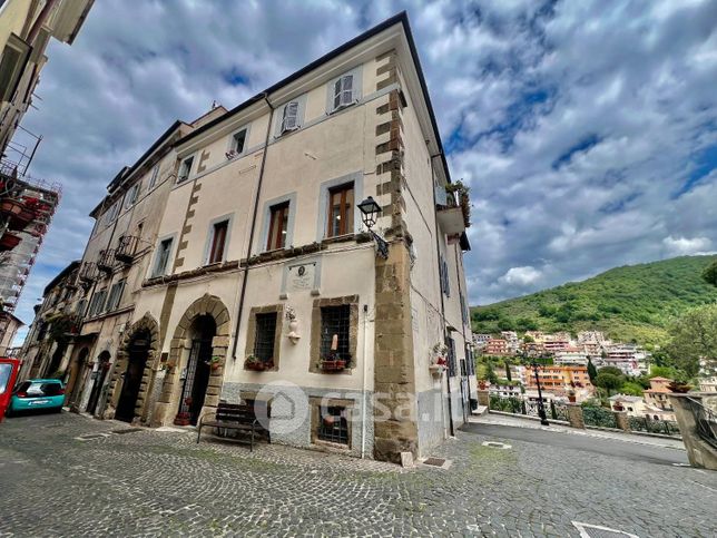Appartamento in residenziale in Via Umberto I