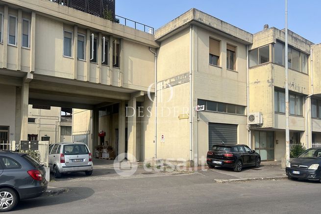Capannone in commerciale in Viale Europa