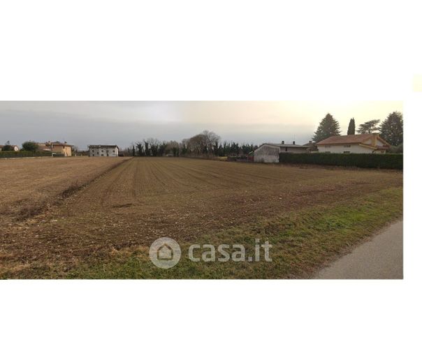 Terreno agricolo in commerciale in Via Francesco Cargnelutti