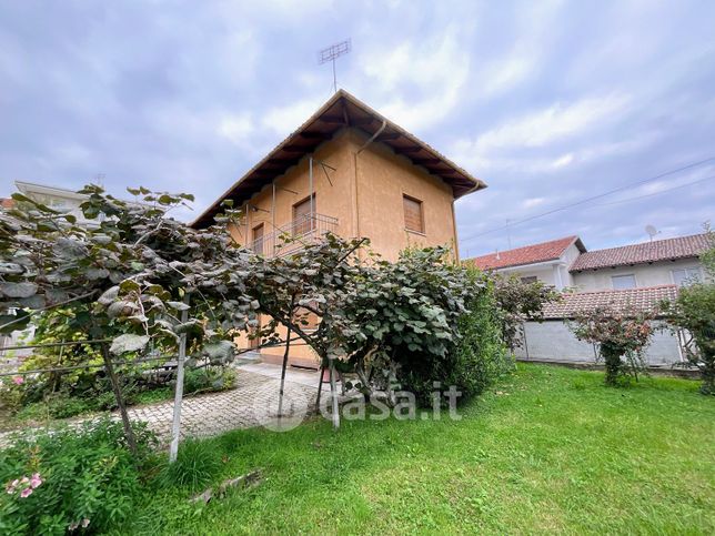 Casa indipendente in residenziale in Via Aie Basse 13