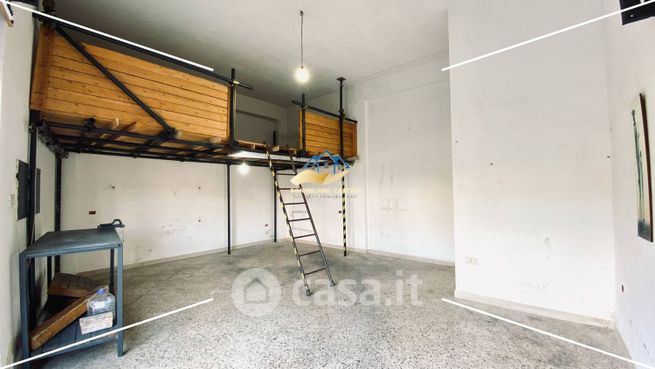 Box/posto auto in residenziale in Via Trabia