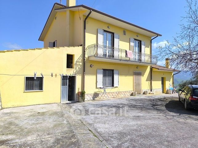 Casa indipendente in residenziale in Contrada Paolino