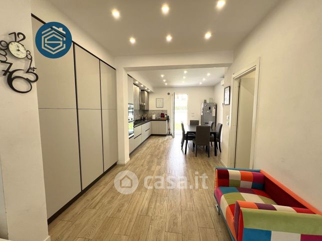Casa indipendente in residenziale in Via dei Bruni