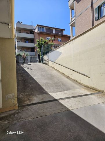 Box/posto auto in residenziale in Via Fratelli Cervi