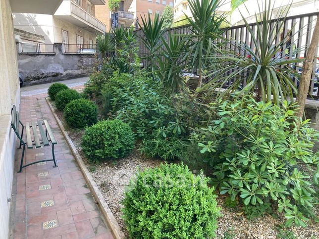 Appartamento in residenziale in Via Archimede 1