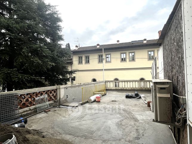 Appartamento in residenziale in Via della Piazzuola 2