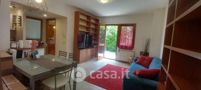 Appartamento in residenziale in Via Riccardo Lombardi 28
