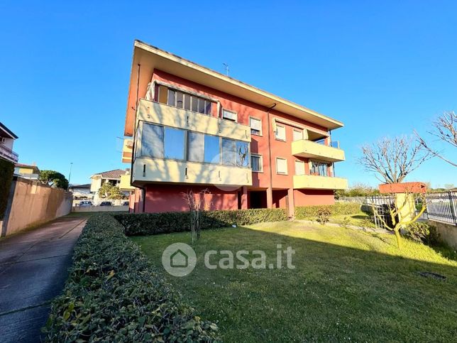 Appartamento in residenziale in Via Alcide De Gasperi 1179