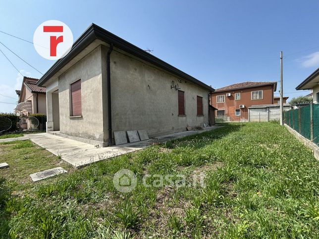 Casa indipendente in residenziale in Via Antoniana