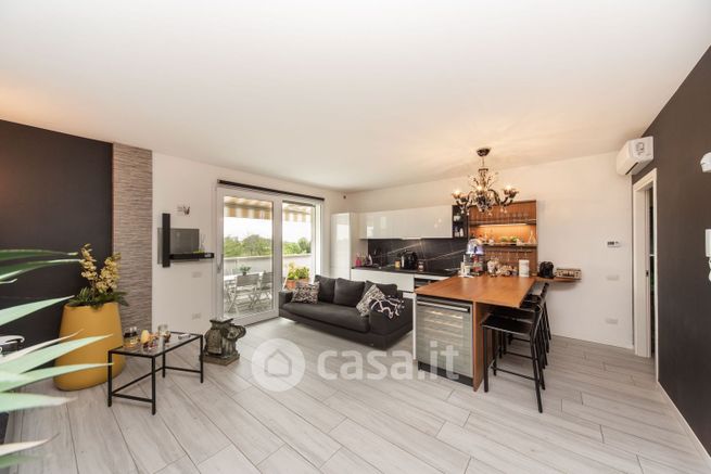 Appartamento in residenziale in Via Sartirana 12